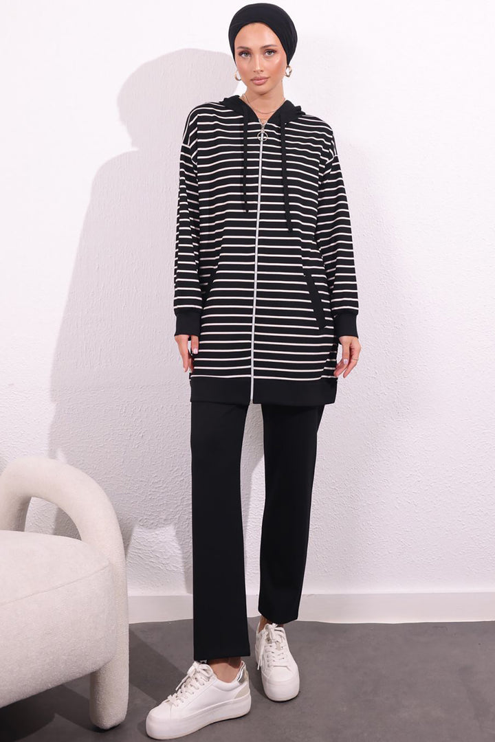 BNG Women Striped Two-Piece Suit Black - Nizhyn