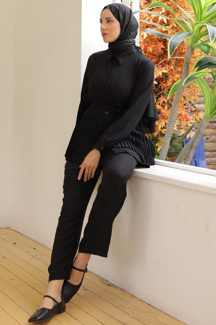 BNG Women Pleated Detailed Two-Piece Black Suit - Clermont