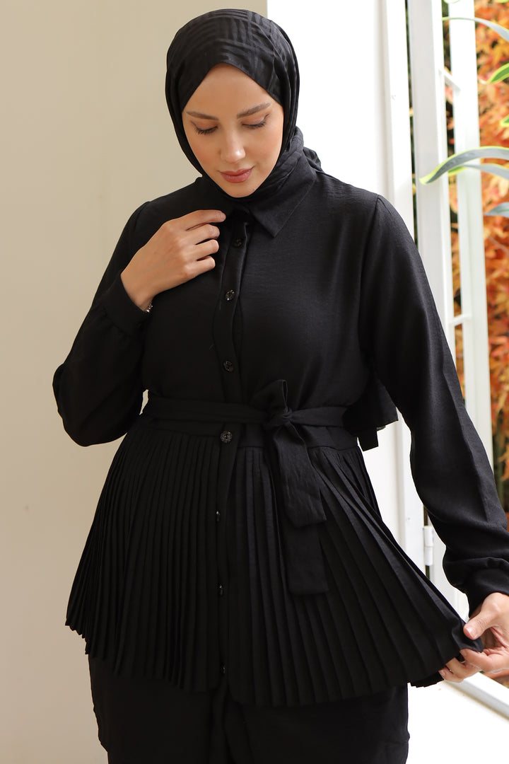 BNG Women Pleated Detailed Two-Piece Black Suit - Clermont