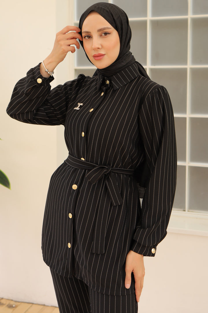 BNG Women Striped Crepe Suit with Brooch Black - Clermont