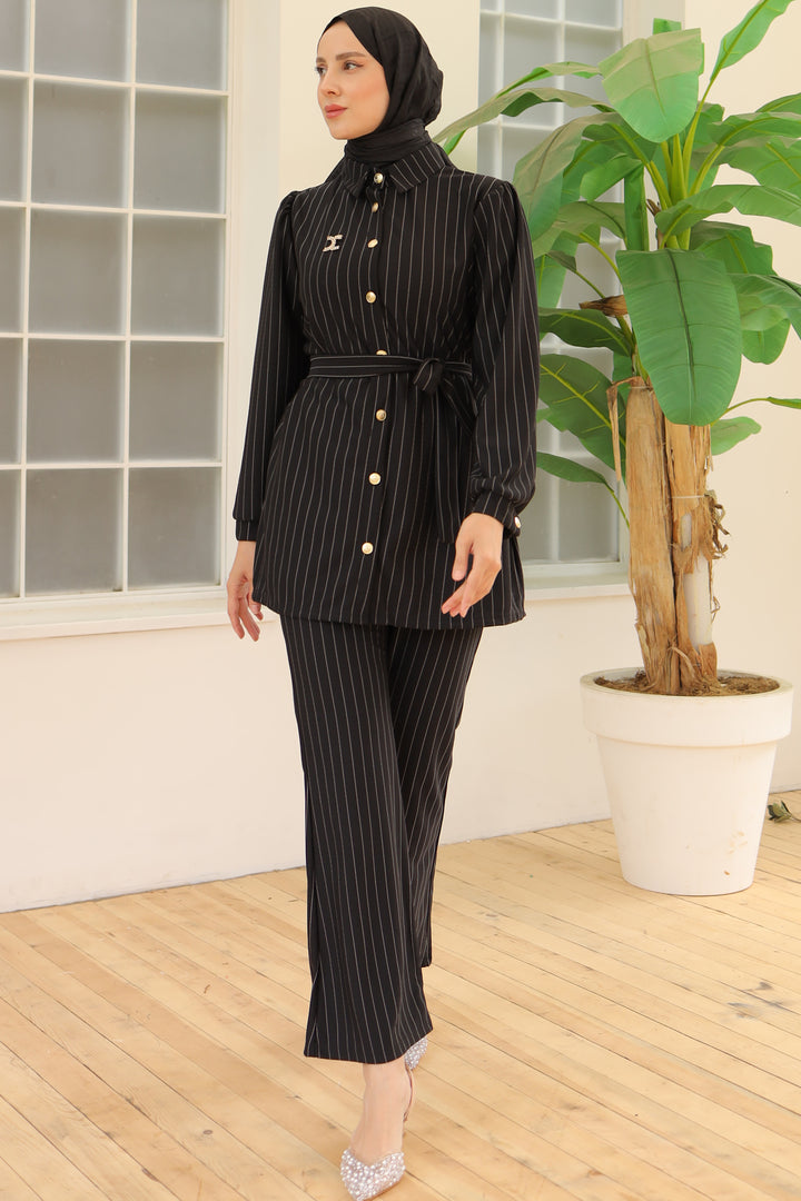 BNG Women Striped Crepe Suit with Brooch Black - Clermont