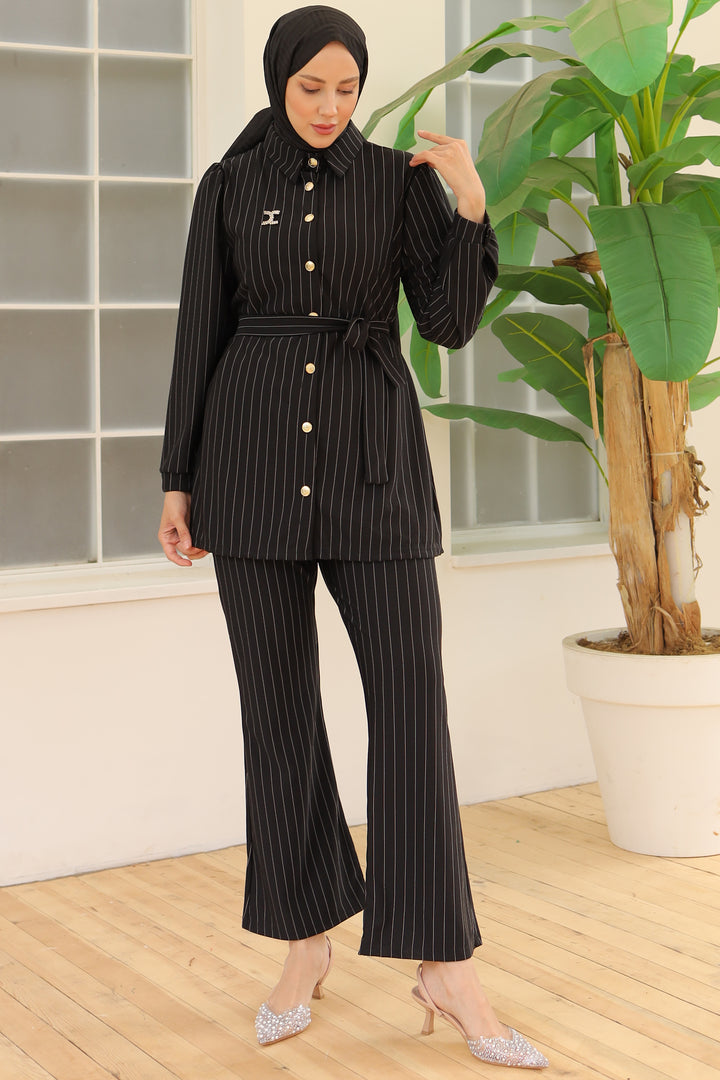 BNG Women Striped Crepe Suit with Brooch Black - Clermont