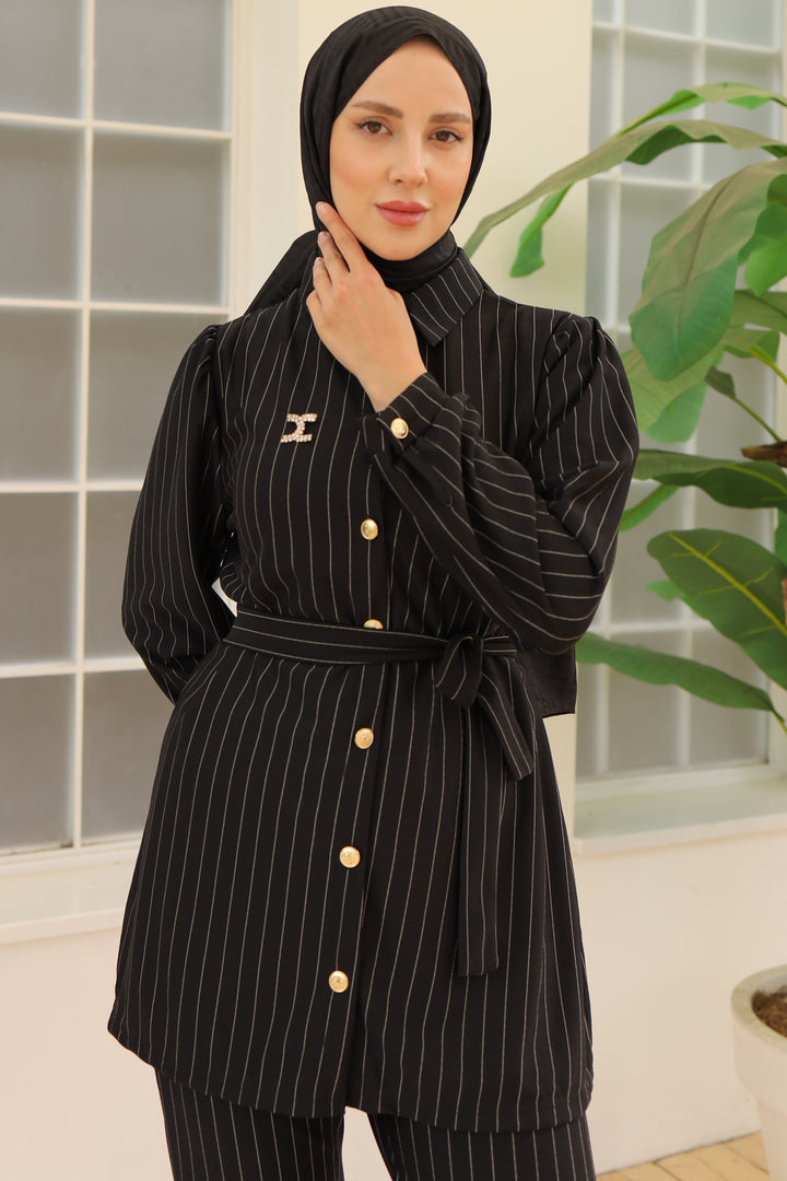 BNG Women Striped Crepe Suit with Brooch Black - Clermont