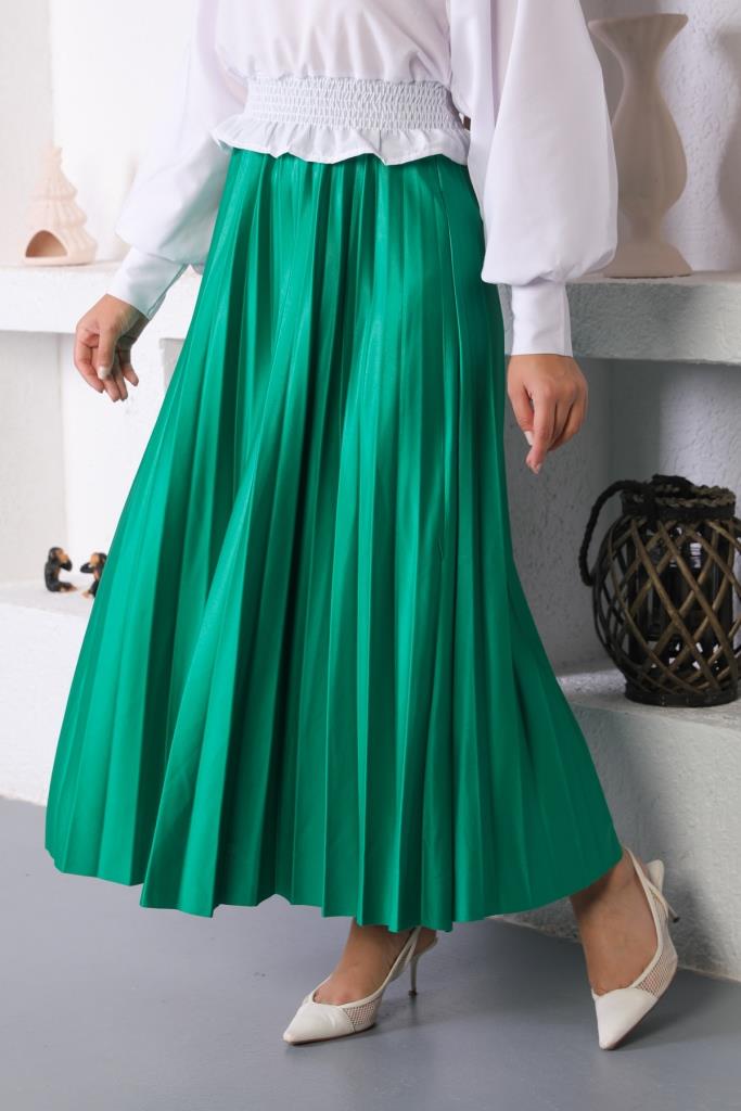 BNG Women Elastic Waist Pleated Hijab Skirt Emerald - Clermont
