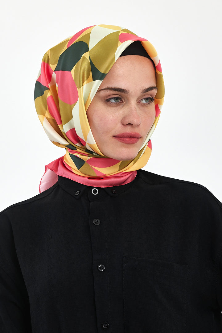 BNG Women Patterned Scarf Yellow - Clermont