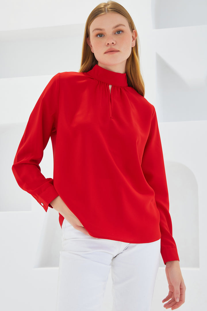 BGD Women Window Detailed Blouse - Red - Lowestoft