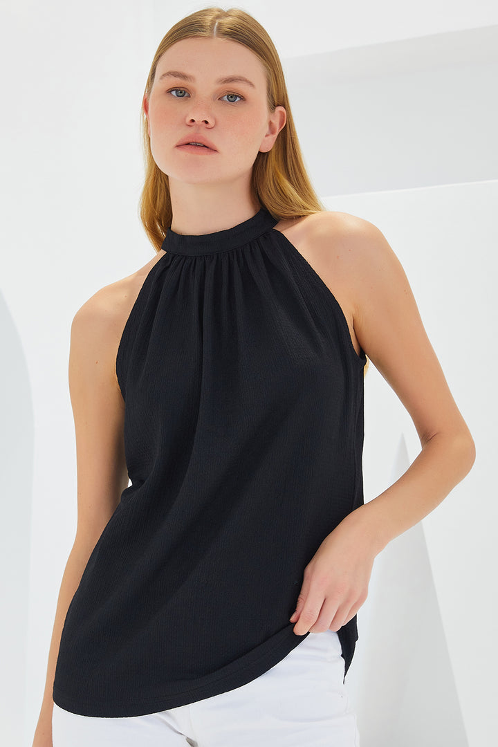 BGD Women Halter Neck Knitted Blouse - Black - Vitrolles