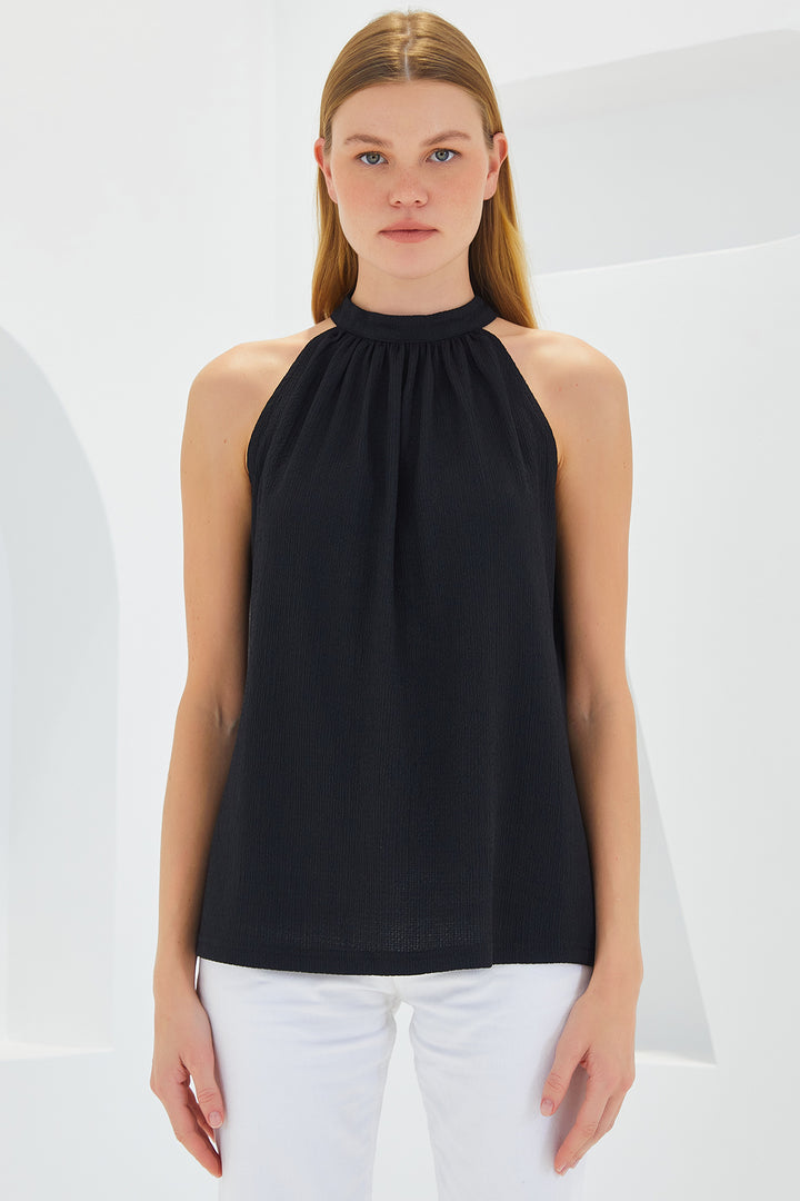 BGD Women Halter Neck Knitted Blouse - Black - Vitrolles