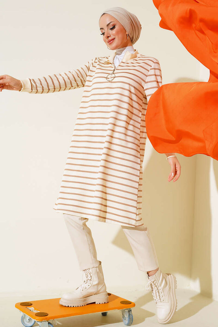 BNG Women V-neck Striped Tunic in Mink - Clermont