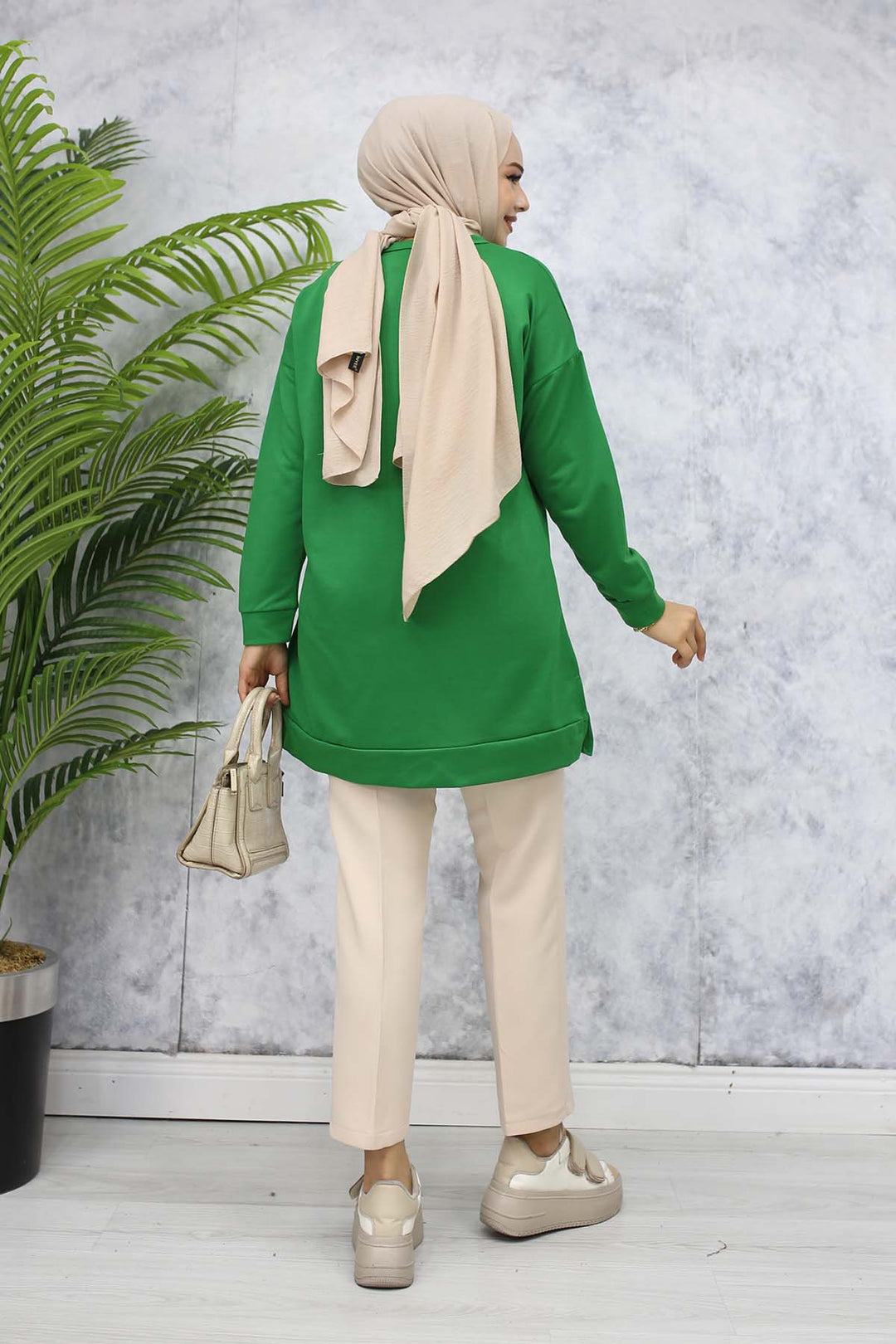 BNG Women Brooch Detailed Tunic 5034 Green - Barnsley