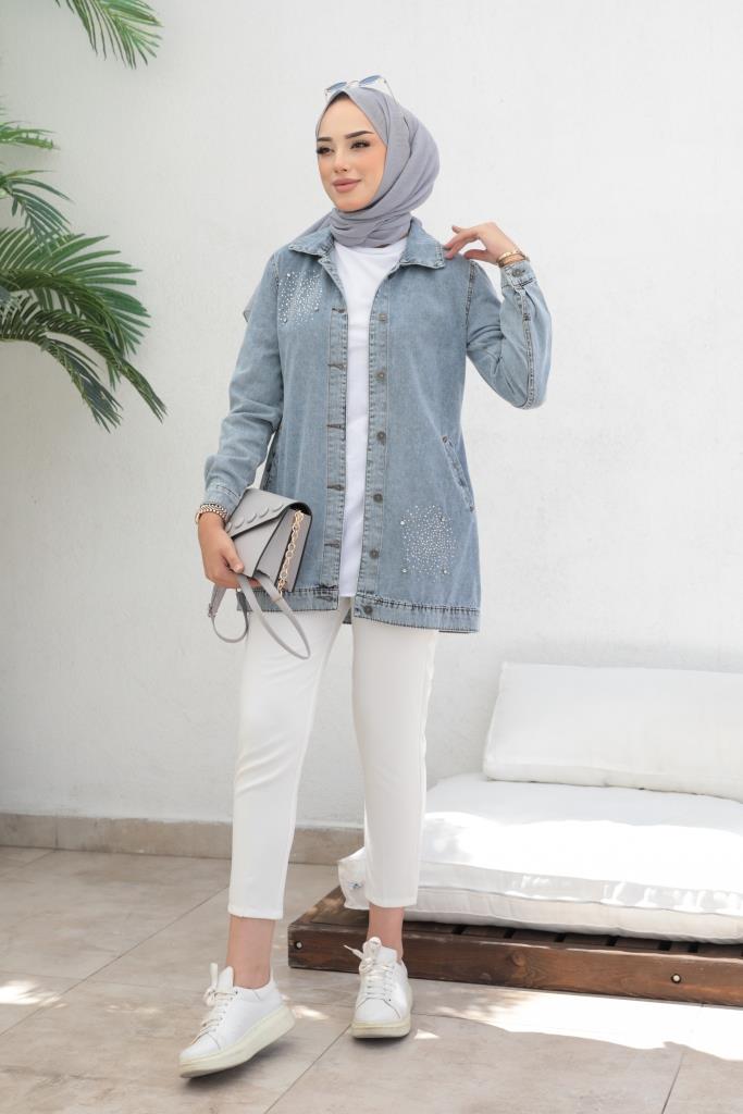 BNG سترة نسائية من الدنيم مزينة بالأحجار باللون الأزرق - كليرمونت