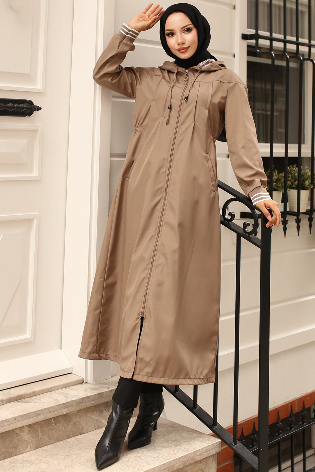 BNG Women Seasonal Hooded Trench Coat Beige - Palm Beach Gardens