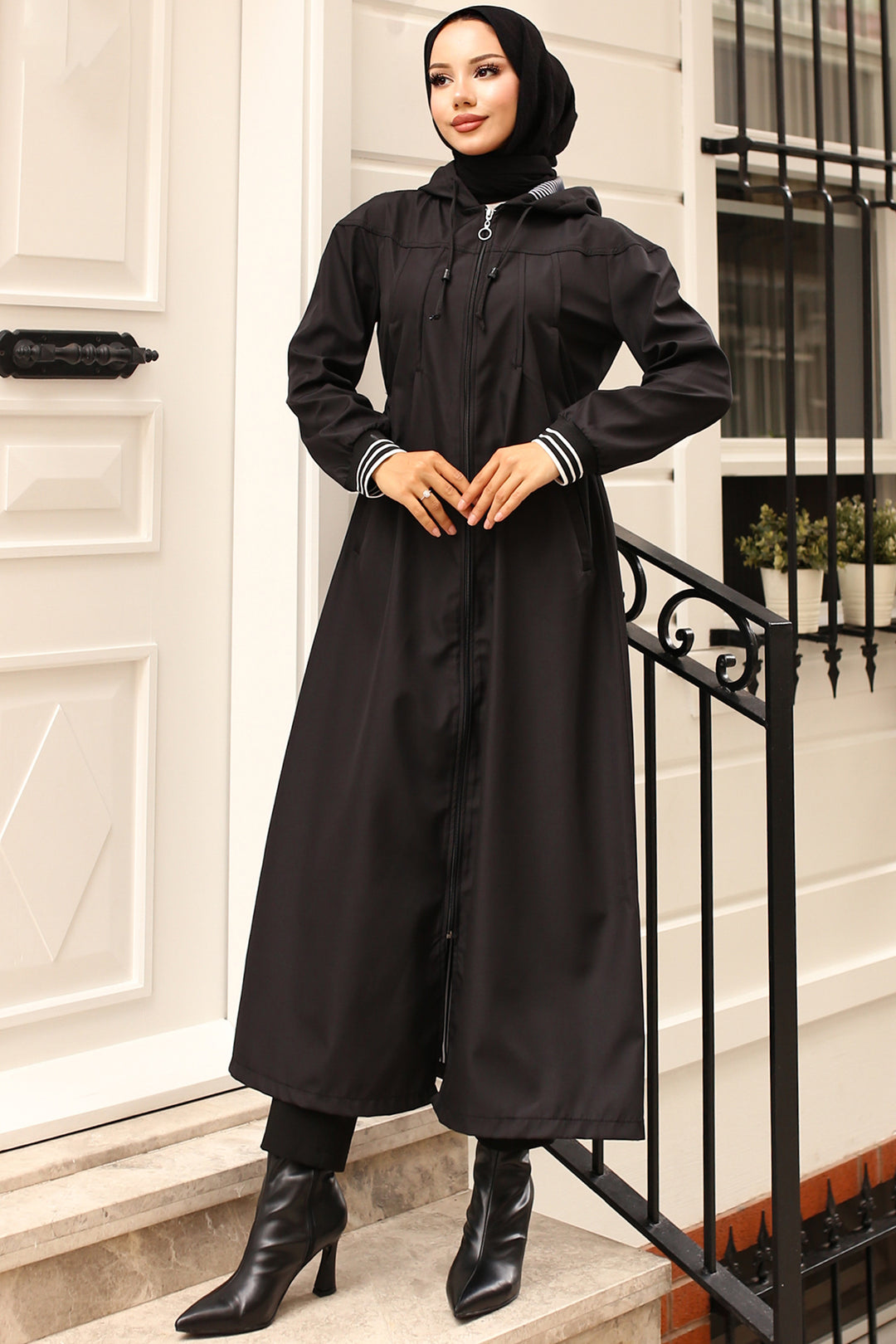 BNG Women Seasonal Hooded Trench Coat Black - Erlangen