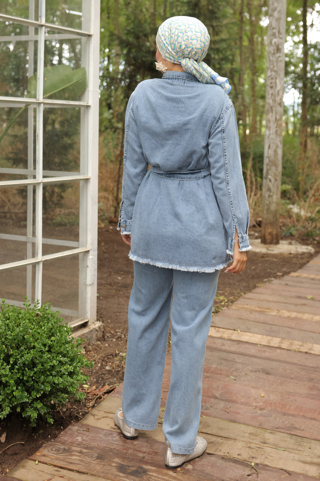 BNG Women  Stone-embellished Belted Denim Suit Blue - Clermont