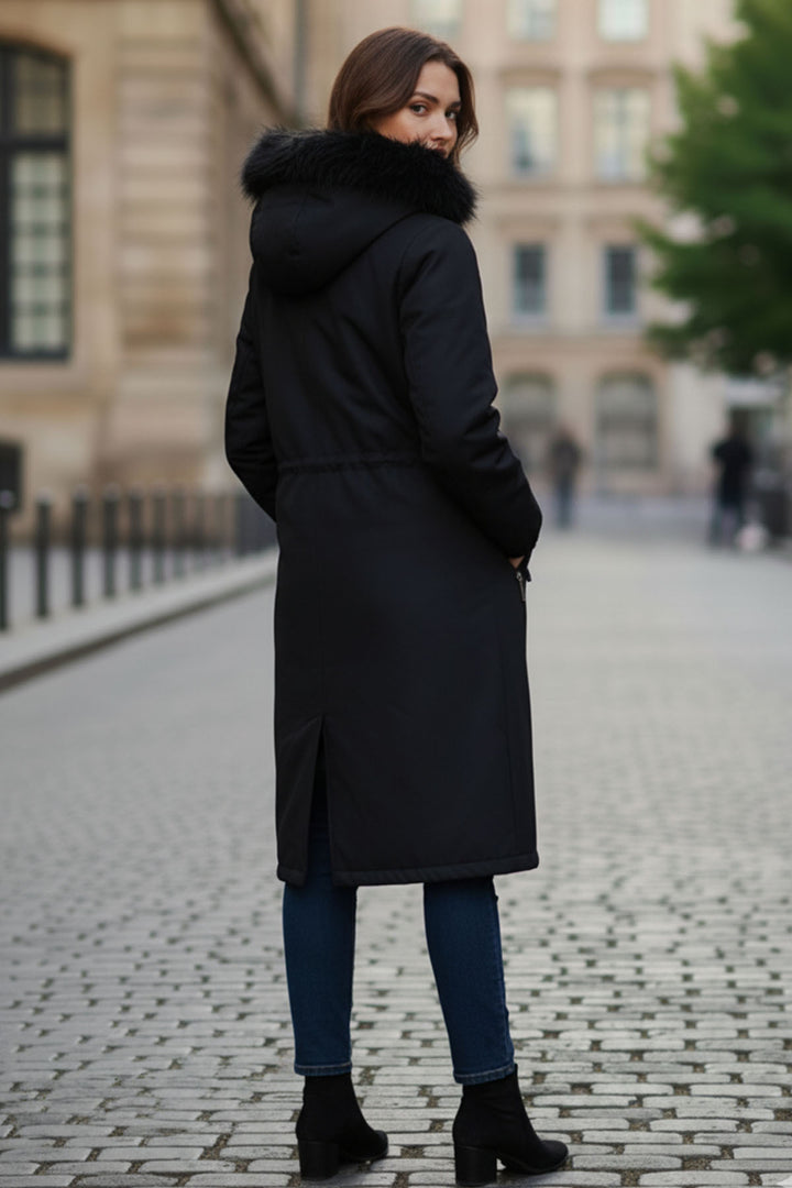 BNG Women Yakası Kürk Detaylı Bondit Kaban O4601 Siyah - Mannheim