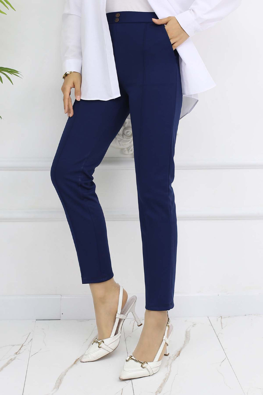 BNG Women Double Button Detailed Carrot Pants Navy Blue 3045 - Koblenz