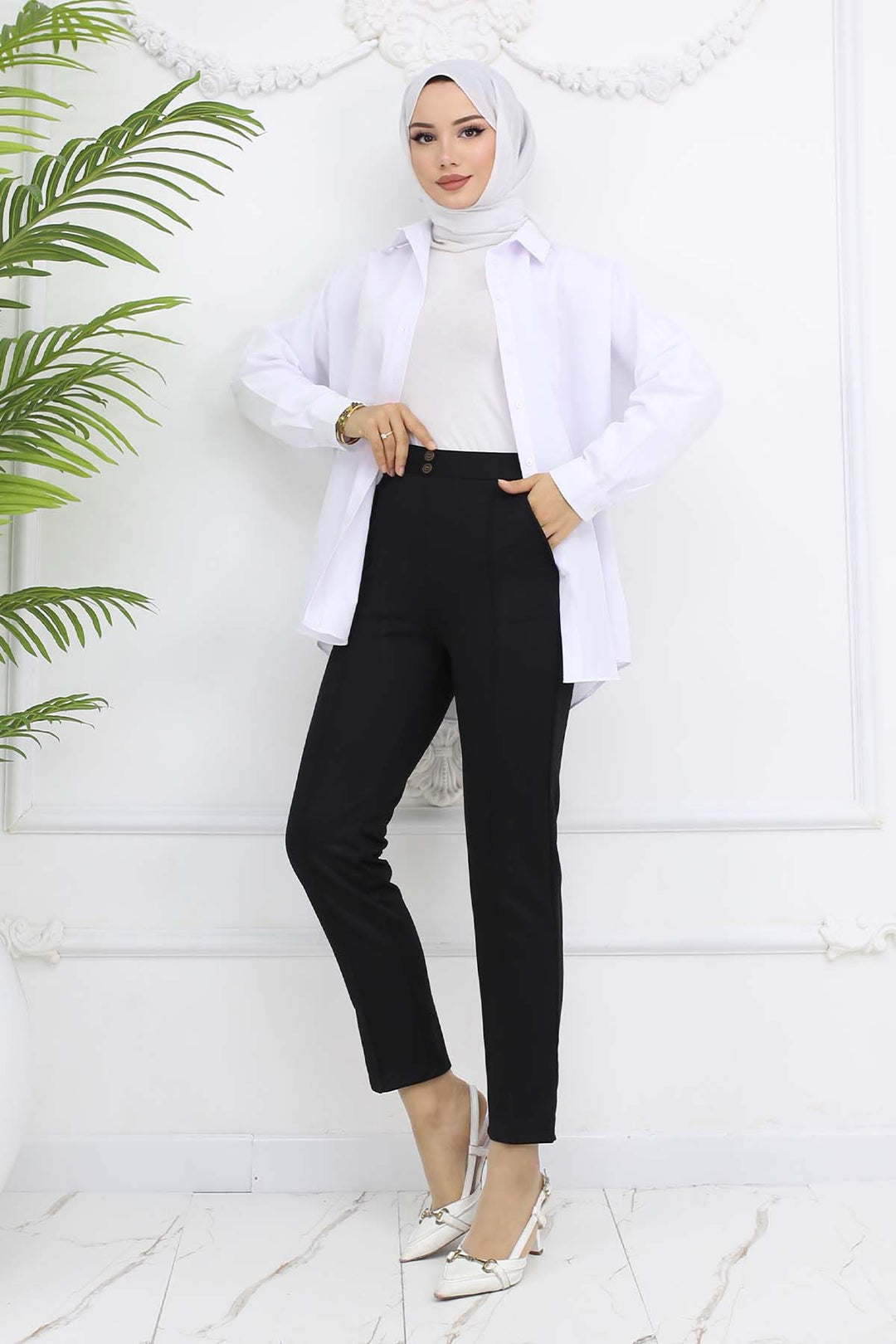 BNG Women Double Button Detailed Carrot Pants with Pockets Black 3045 - Amarillo