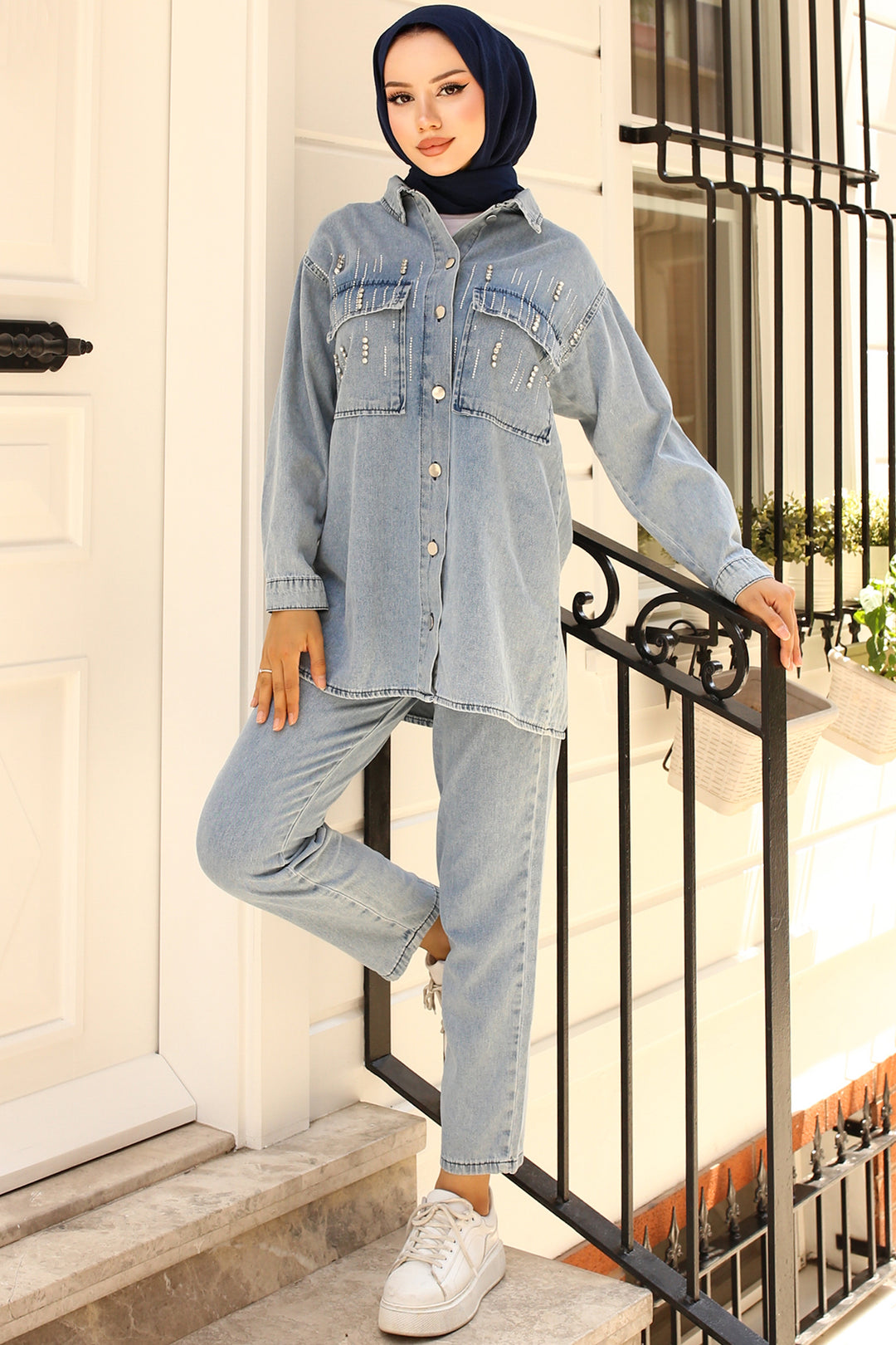 BNG Women Stone-Detailed Denim Suit Blue - Clermont