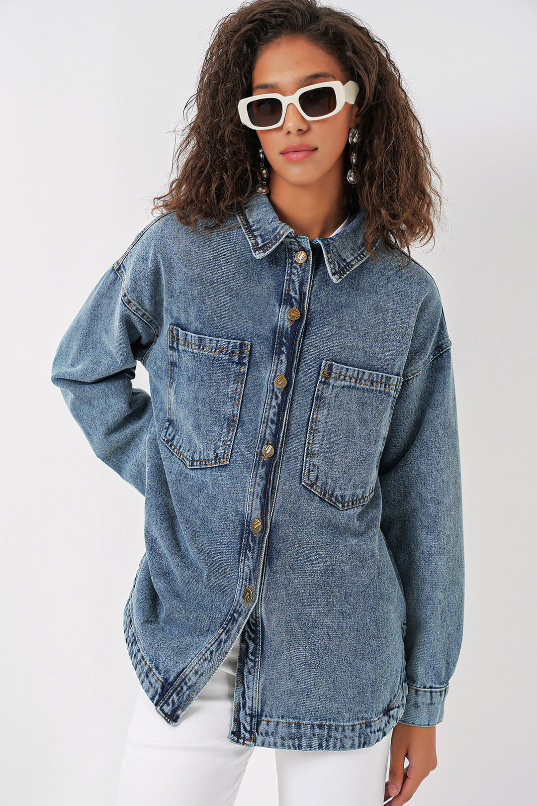 BGD Women Boyfriend Jean Shirt - Blue - Wismar