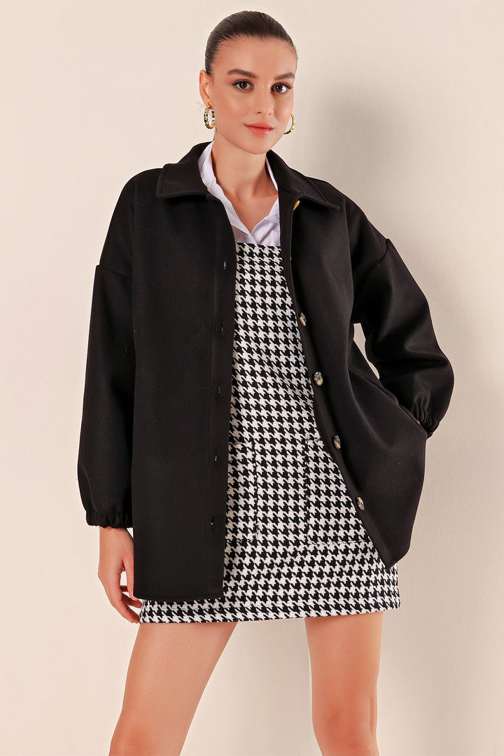 BGD Women Pocket Oversized Shirt - Black - Chelles