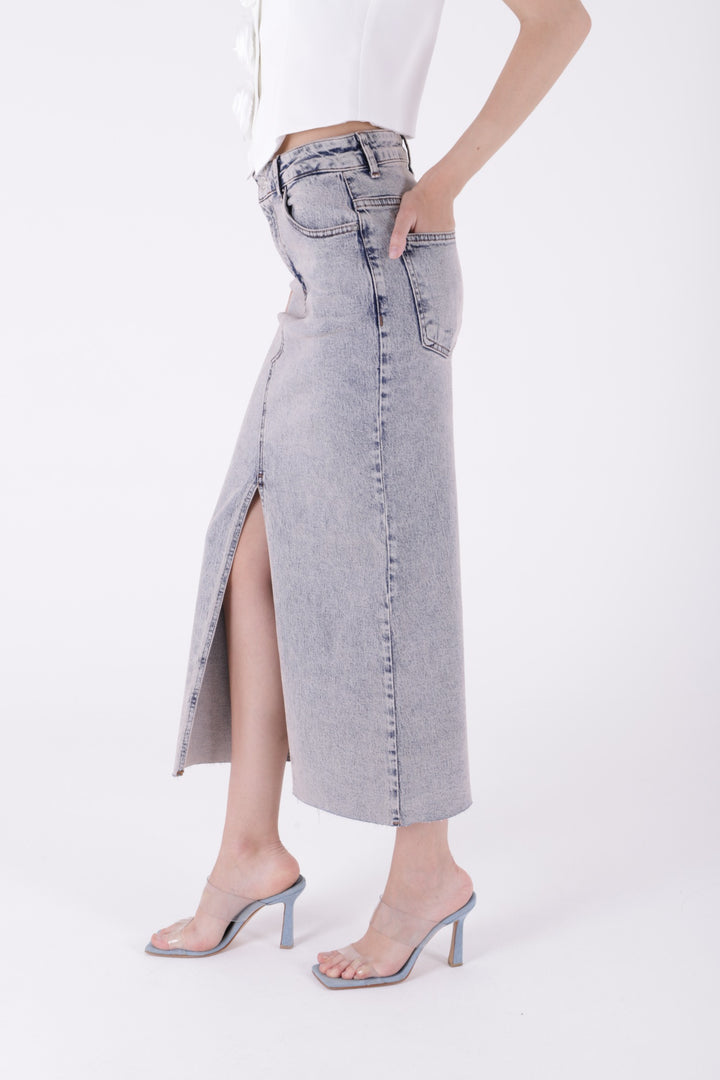 XLJ Fringe Finish Denim Medium Skirt with Front Slit Mixed - Santa María Huatulco