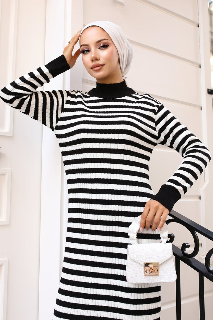 BNG Women Striped Knit Dress Black - Clermont