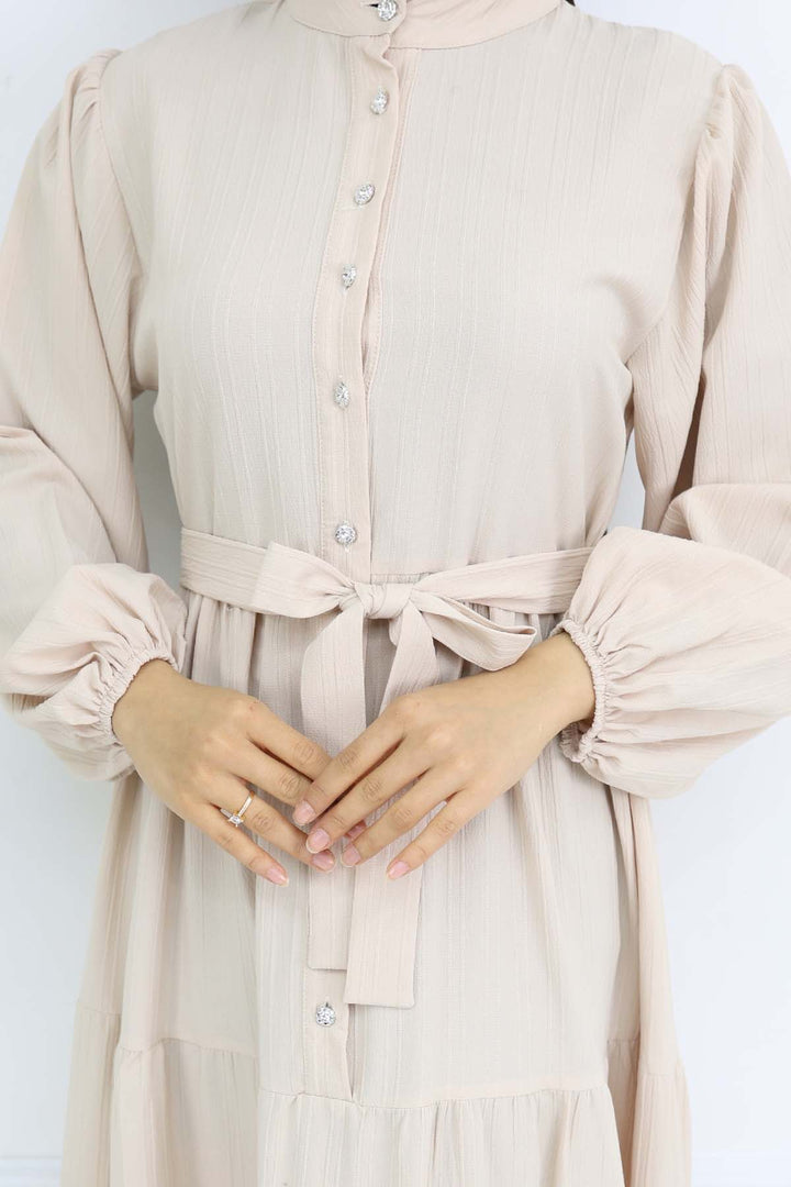 BNG Women Taşlı Düğmeli Hakim Yaka Tesettür Elbise Taş Rengi 2268 - Mukacheve