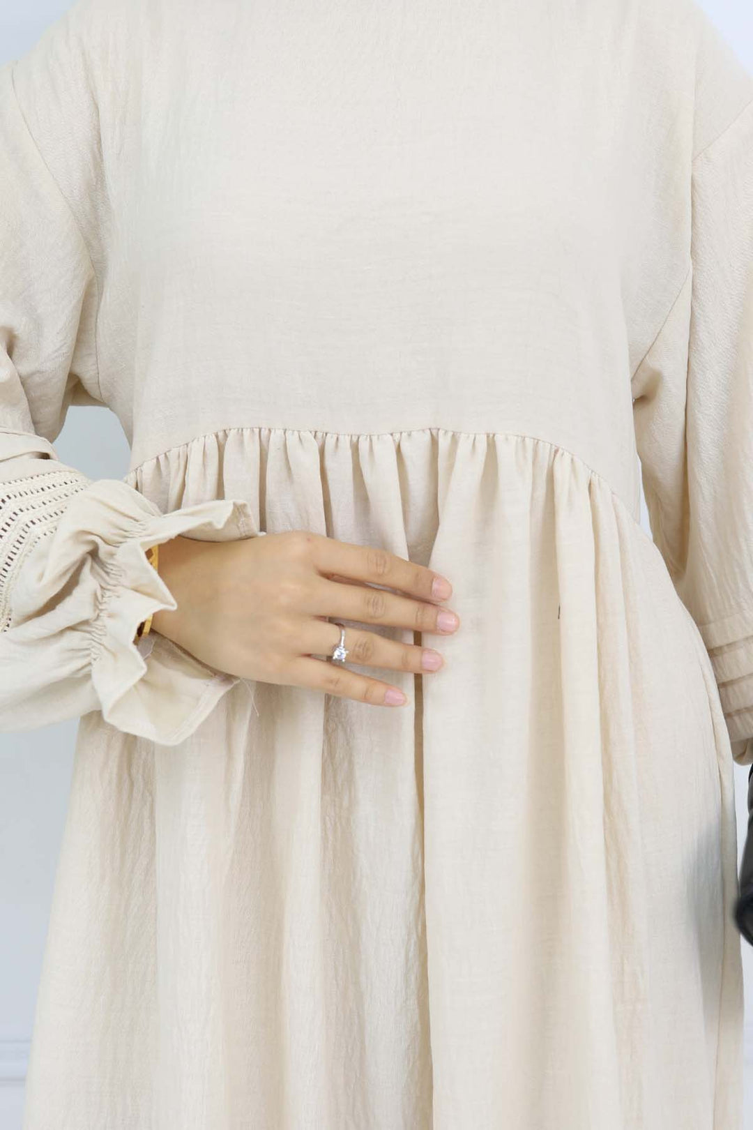 BNG Women Nervür Detaylı Tesettür Elbise Taş Rengi 2207 - El Monte