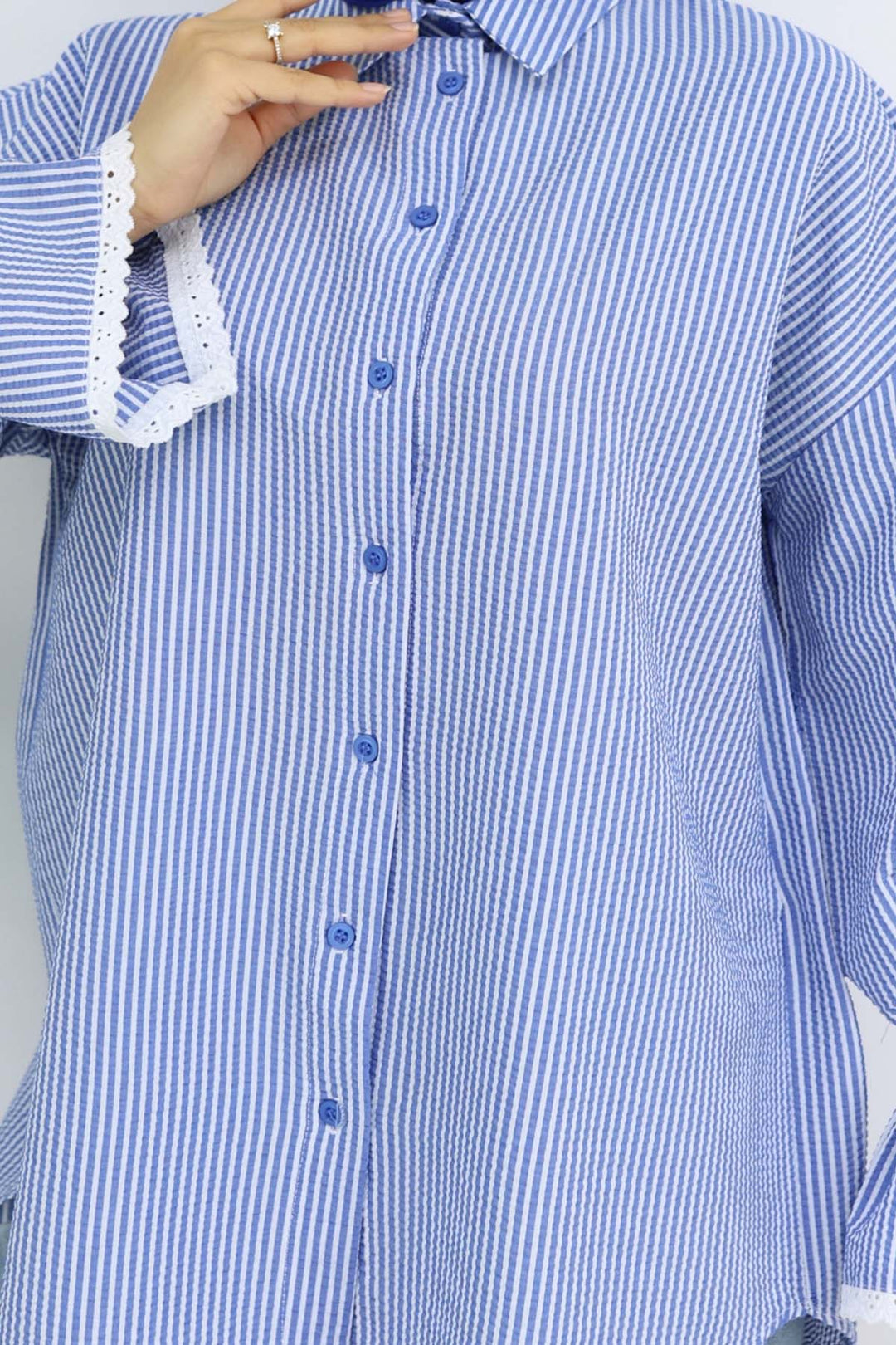 BNG Women Kolları Fisto Detaylı Çizgili Gömlek 2226 Saks Mavisi - Ciudad del Carmen