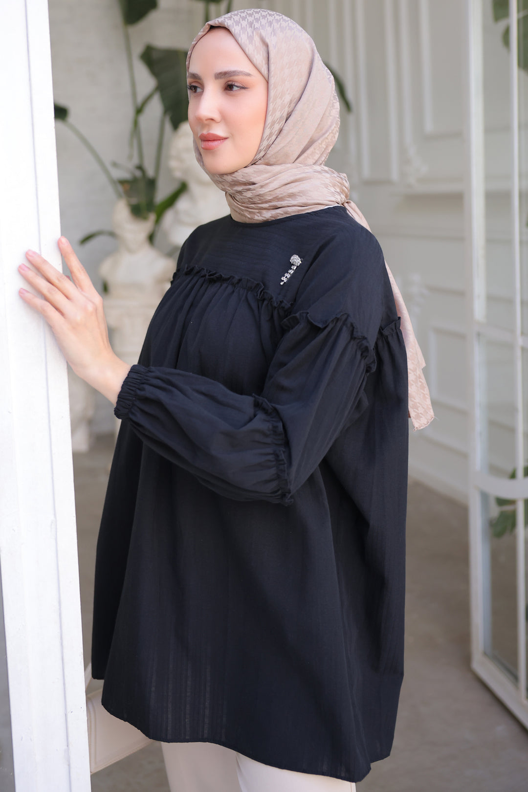 BNG Women Black Ruffled Shirt with Detailed Brooch - Clermont