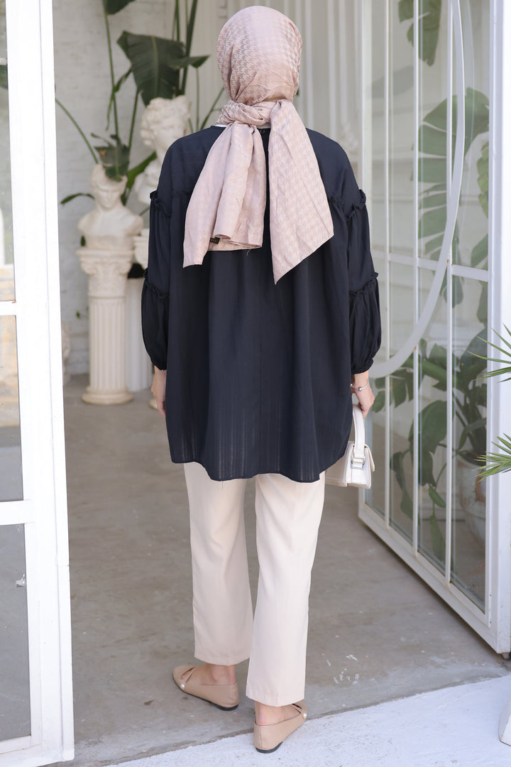 BNG Women Black Ruffled Shirt with Detailed Brooch - Clermont