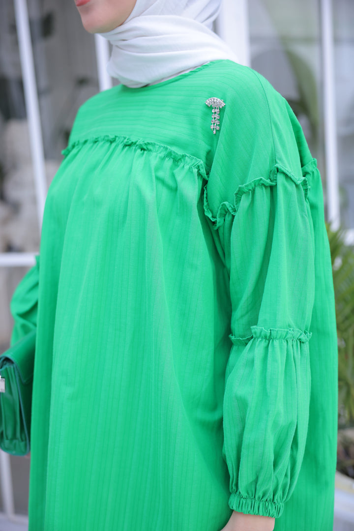 BNG Women Brooch Detailed Ruffled Shirt Emerald Green - Clermont