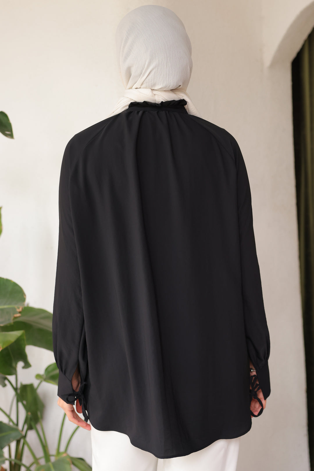 BNG Women Brooch Shirt Black - Clermont