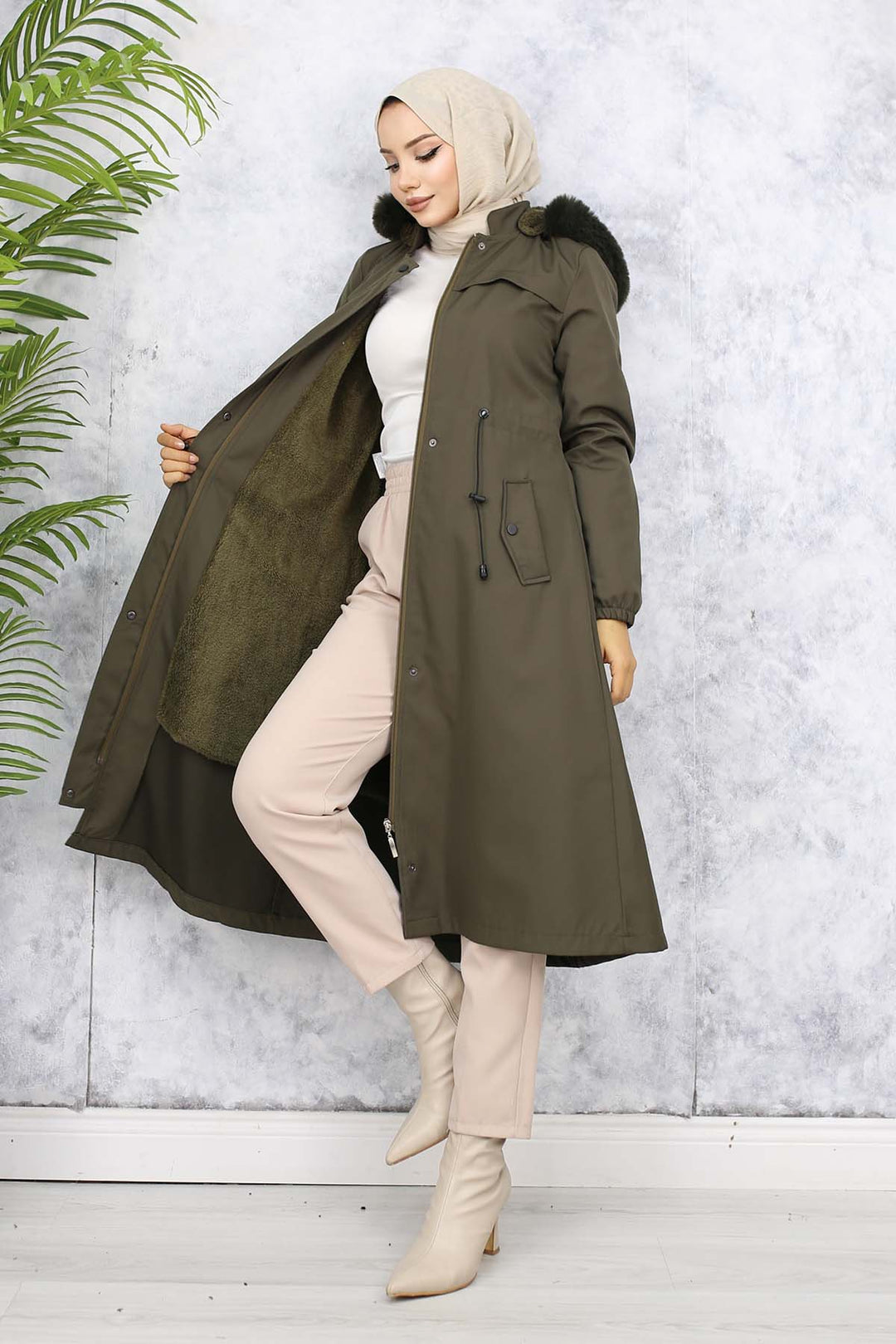 BNG Women Fur Collar Bonded Jacket with Plush Lining Khaki - Muskogee