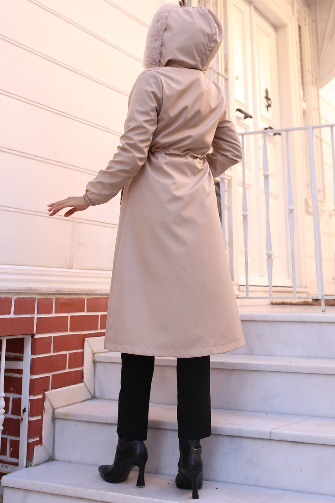BNG Women Bonded Coat with Plush Lining and Fur Collar Cream - Olympia