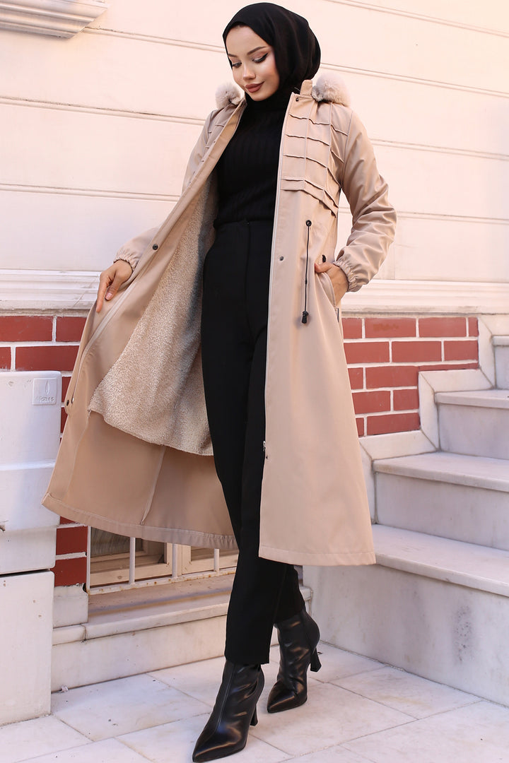 BNG Women Bonded Coat with Plush Lining and Fur Collar Cream - Bragadiru