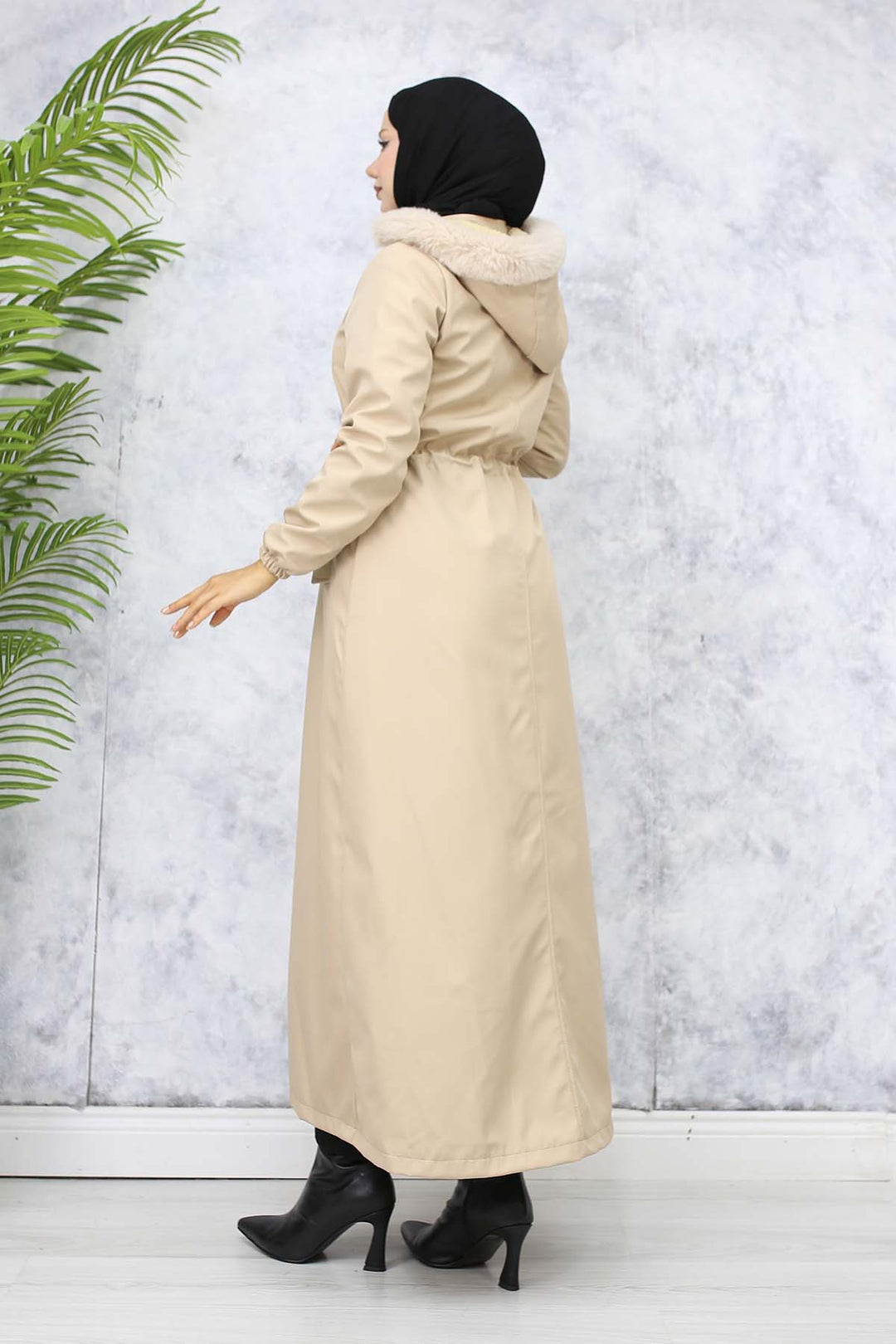 BNG Women İçi Peluşlu Yakası Kürklü  Uzun Bondit Mont Bej 1050 - Romeoville