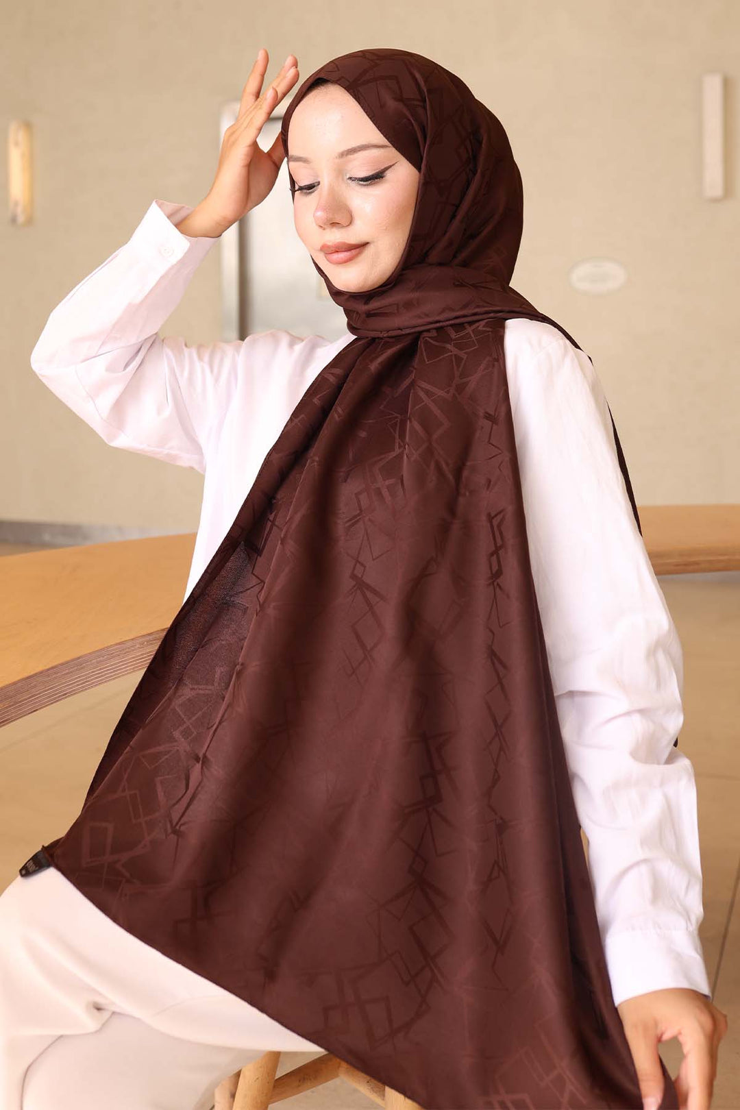 BNG Women Patterned Jacquard Shawl Brown İpk110 - Gilroy