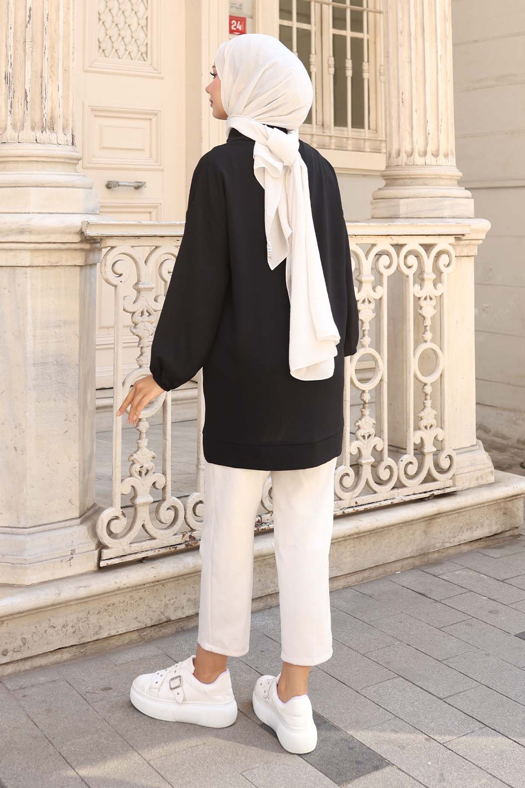 BNG Women İp Detaylı Yarım Fermuarlı Tesettür Tunik Siyah 3190 - Fuenlabrada