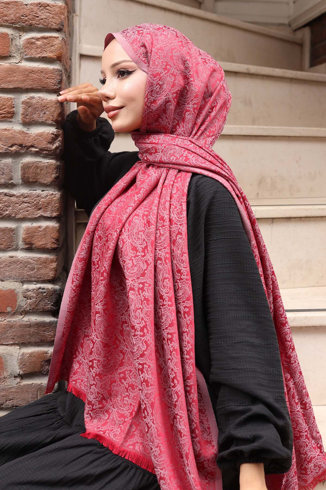 BNG Women Patterned Jacquard Shawl Red H102 - Costa Mesa