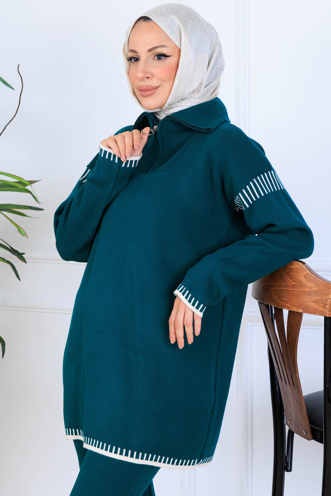 BNG Women Yakası Fermuarlı Şerit Detay Triko Takım S1061 Zümrüt Yeşili - San Bruno