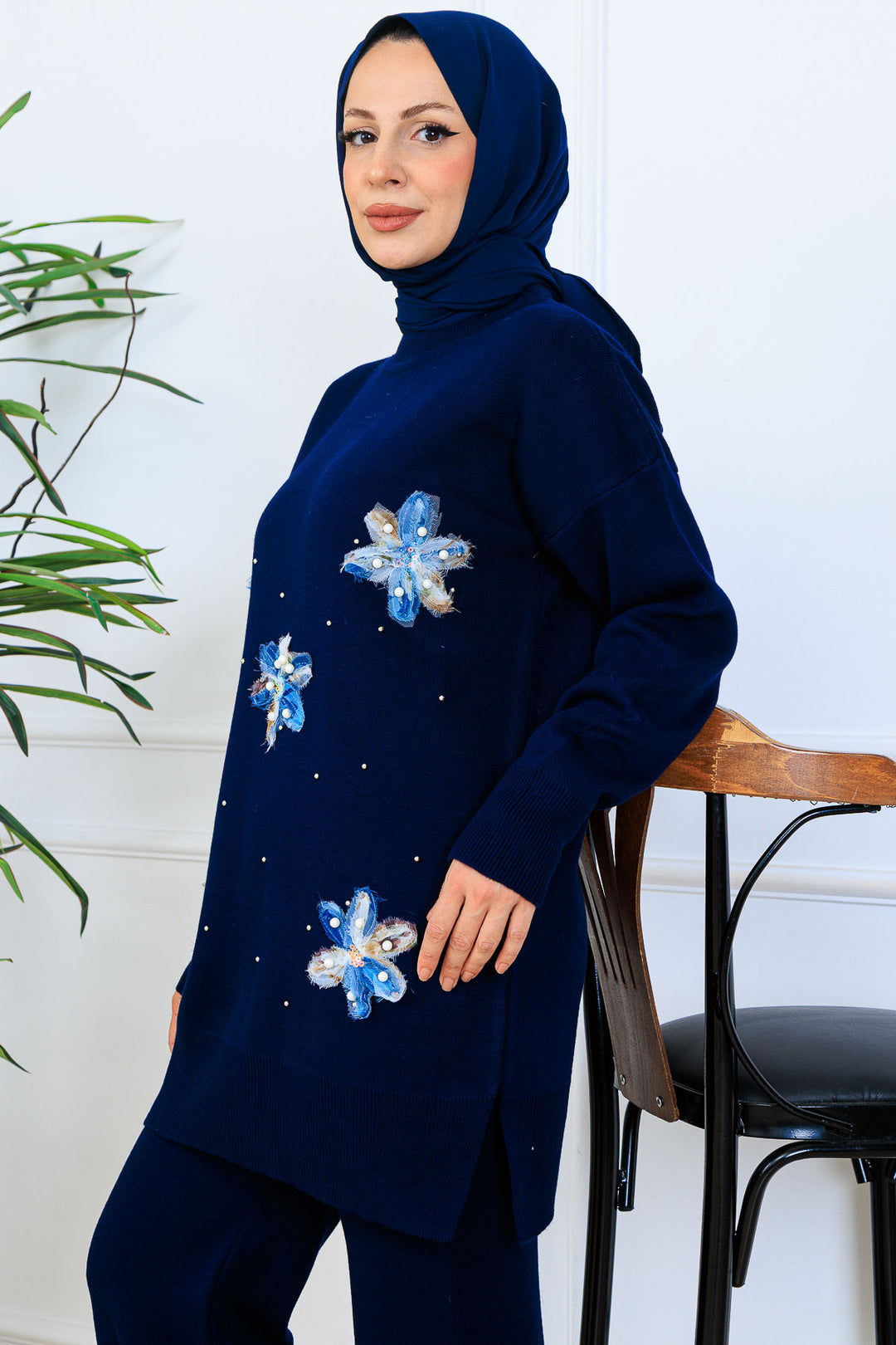 BNG Women Floral Knit Set S1006 Navy - Leominster