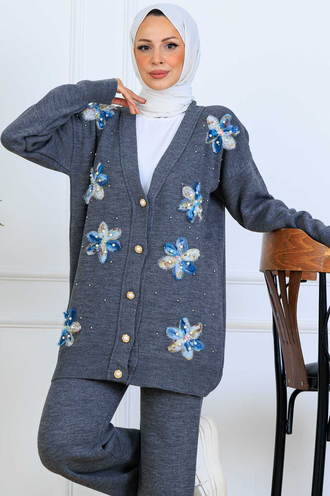 BNG Women Floral Knit Cardigan Set S1001 Anthracite - Coatepec