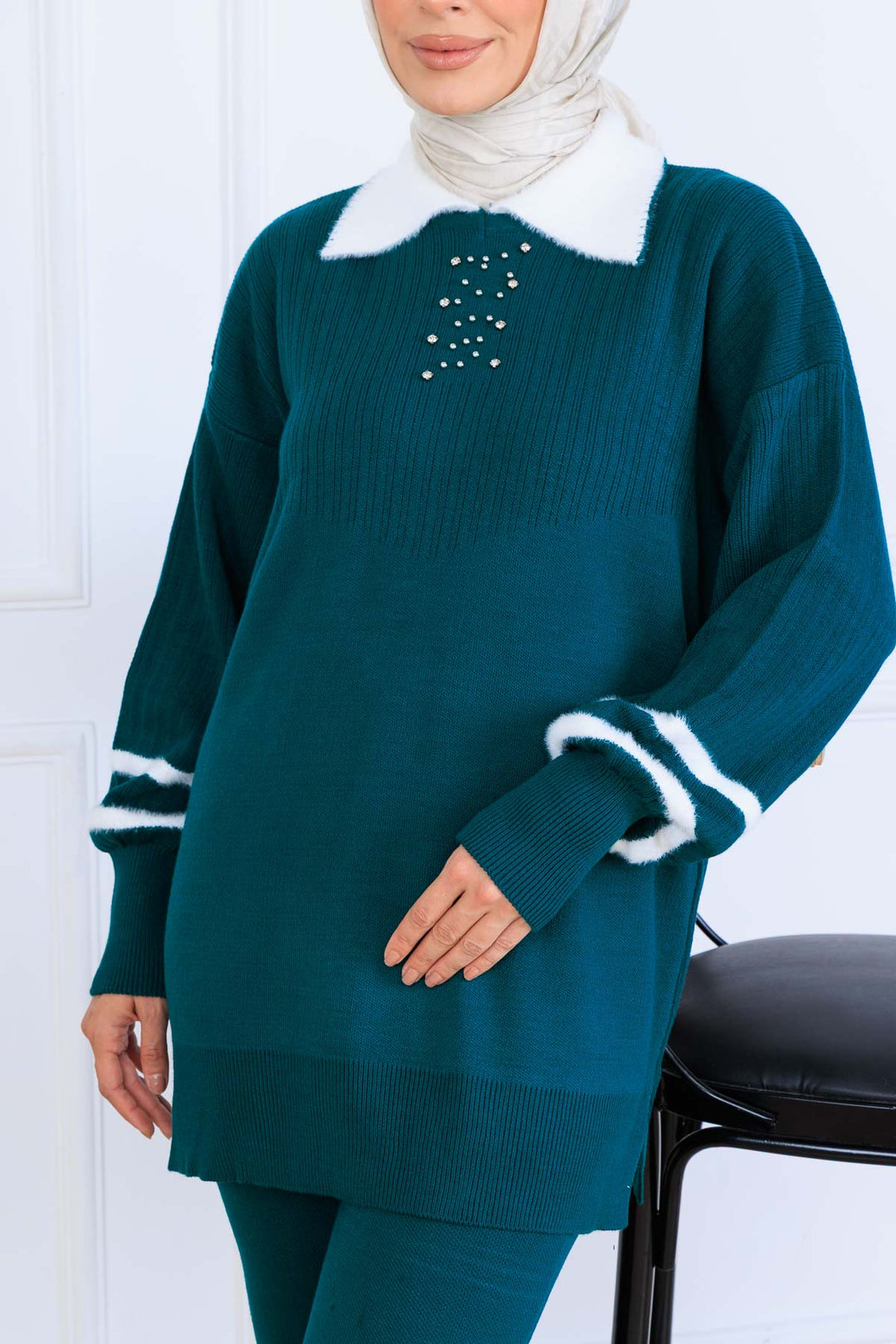 BNG Women Stone-embellished Knit Set S1009 Emerald Green - Chino