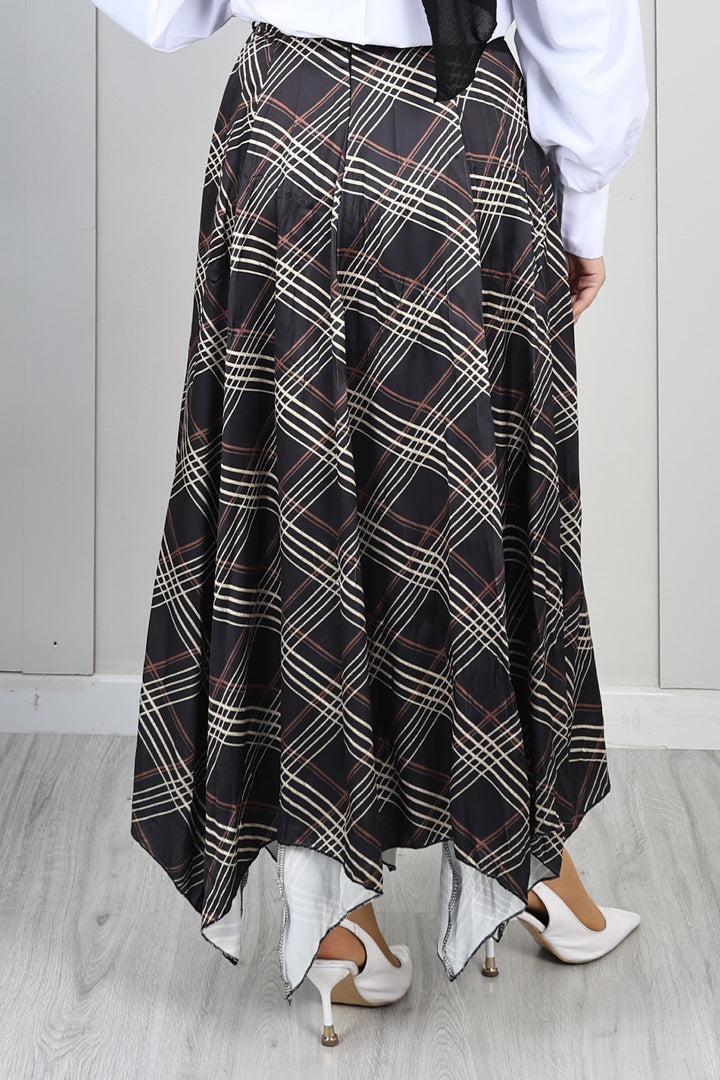 BNG Women Ekoseli Asimetrik Etek A60689 Siyah - Sudbury