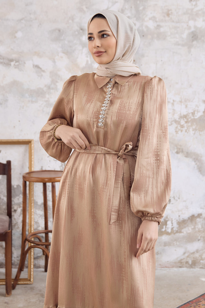 فستان جاكار نسائي مزين بالأحجار من ZRF - ذهبي - Aventura