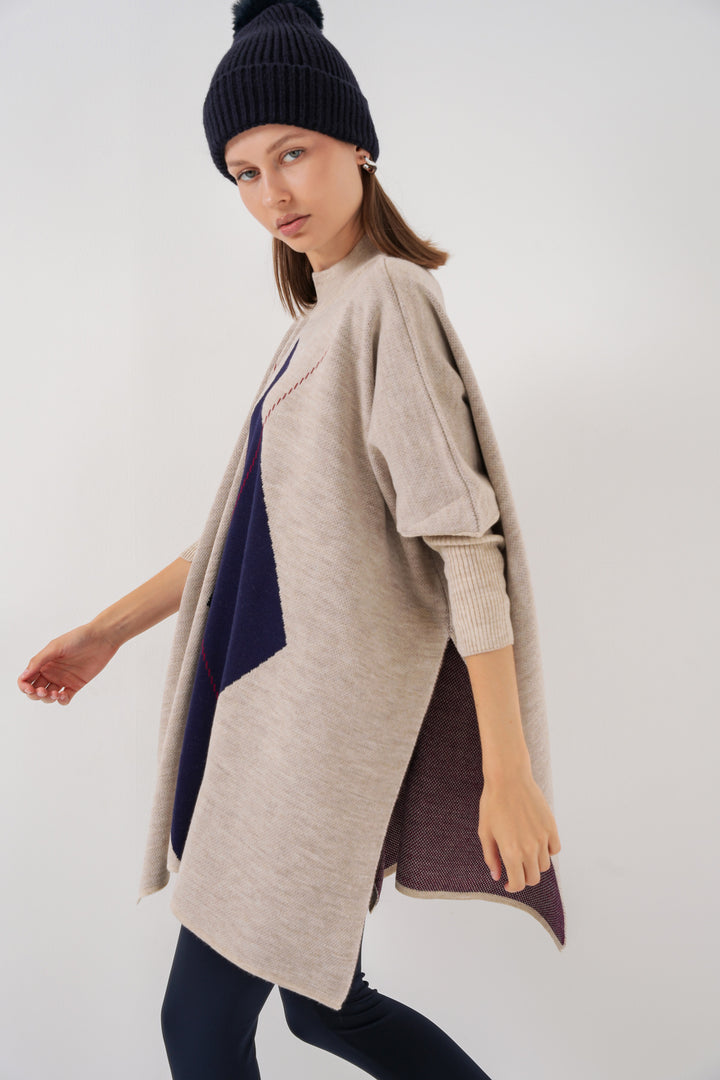 BGD Women Slit Poncho Sweater - OFF-WHITE - Aalst