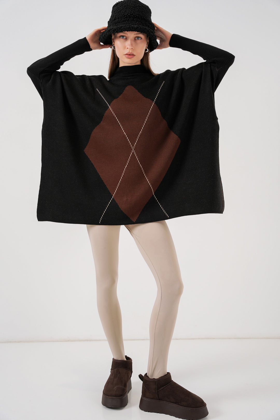 BGD Women Slit Poncho Sweater - Black - Dilbeek
