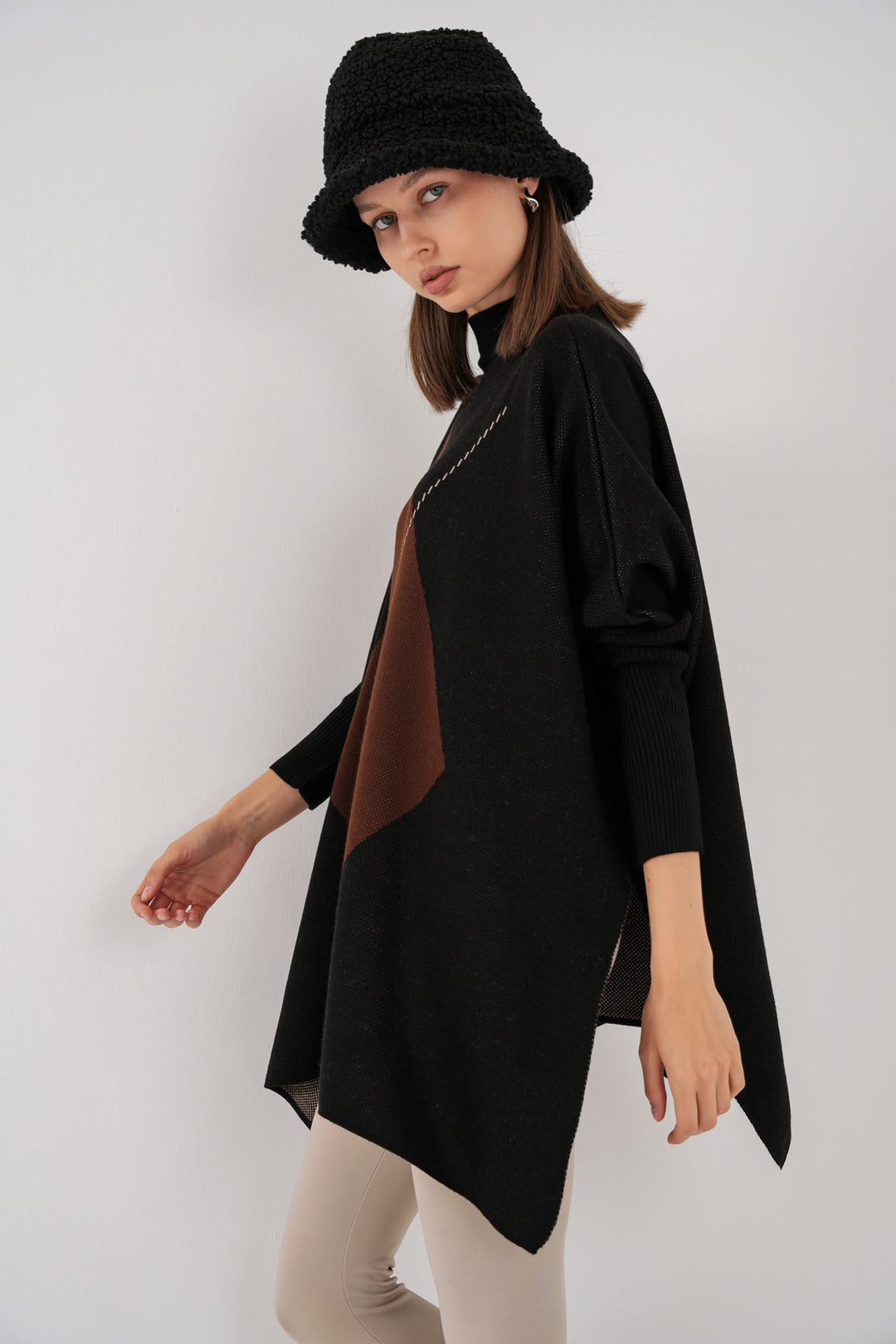 BGD Women Slit Poncho Sweater - Black - Dilbeek