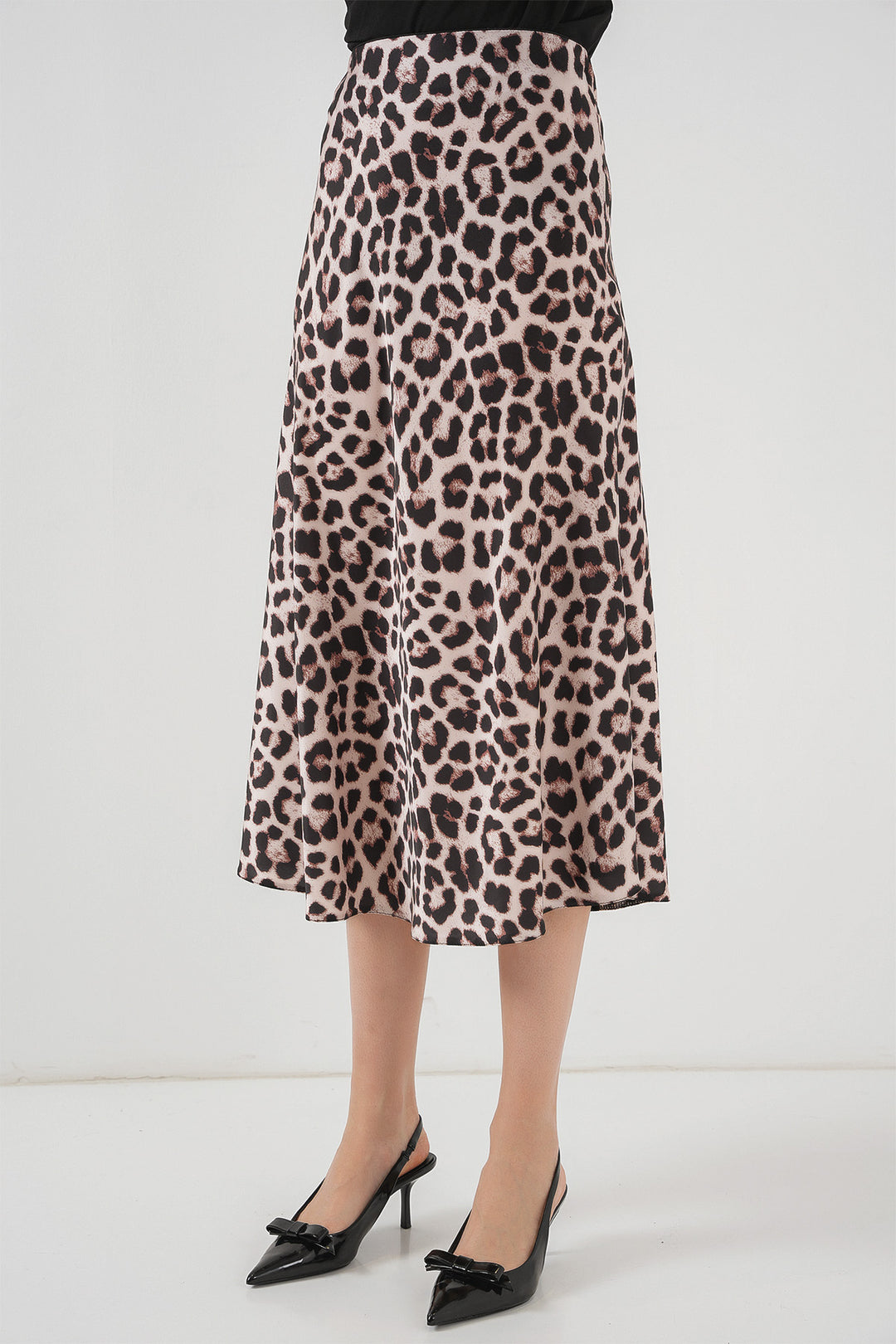 BGD Women Satin Skirt - T. Brown - Issaquah